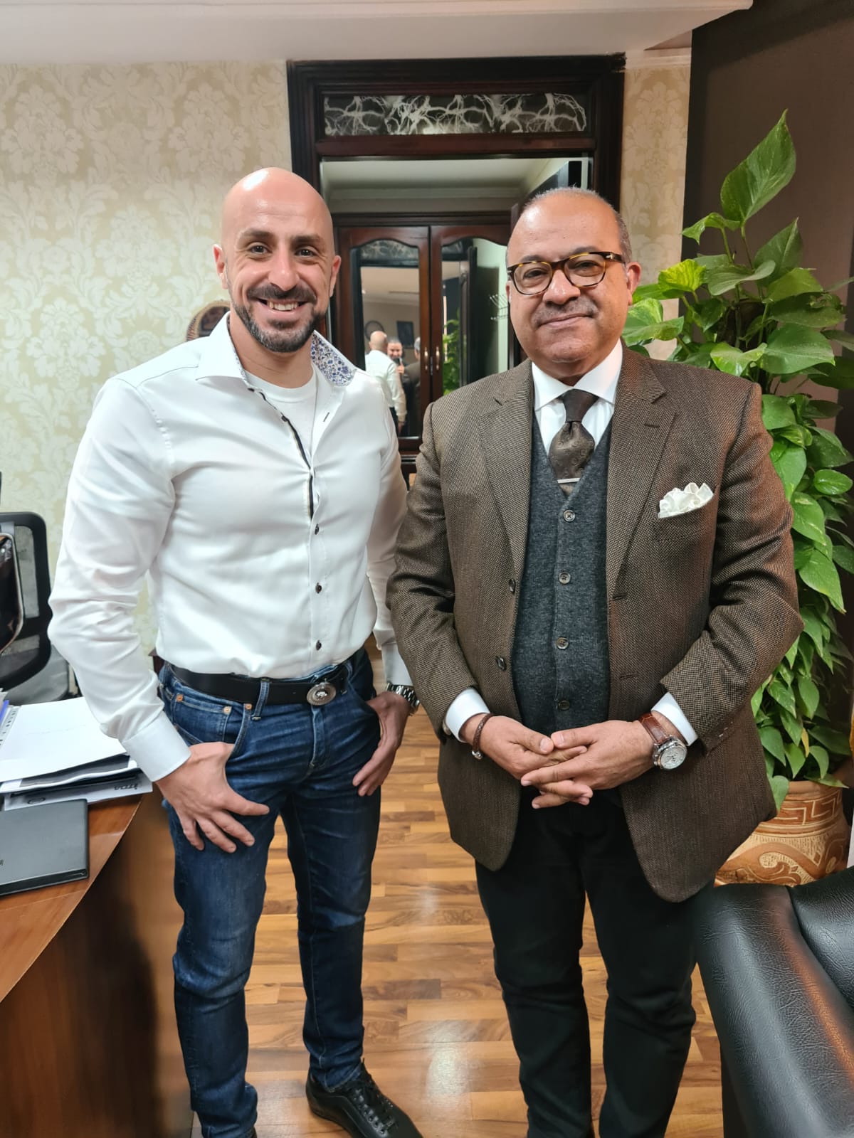 أحمد وهيب مع شركاء استراتيجيين - Ahmed Waheeb with strategic partners
