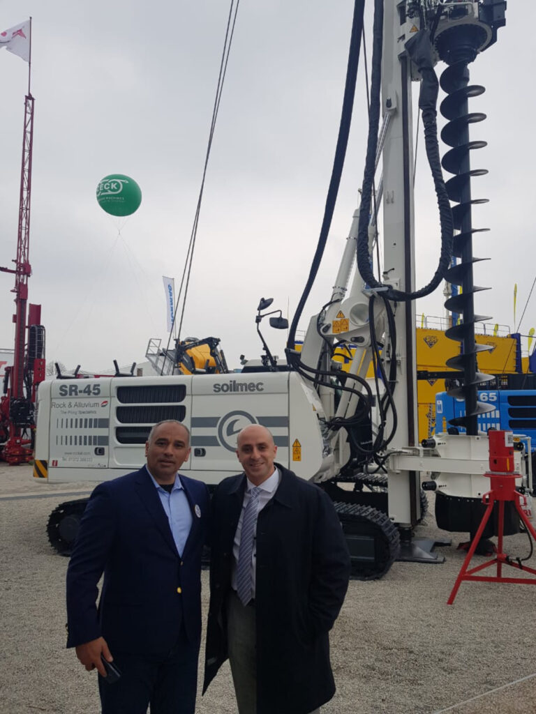 اللواء حسام السيسى رئيس الإدارة المركزية لشئون مكتب الفريق كامل الوزير